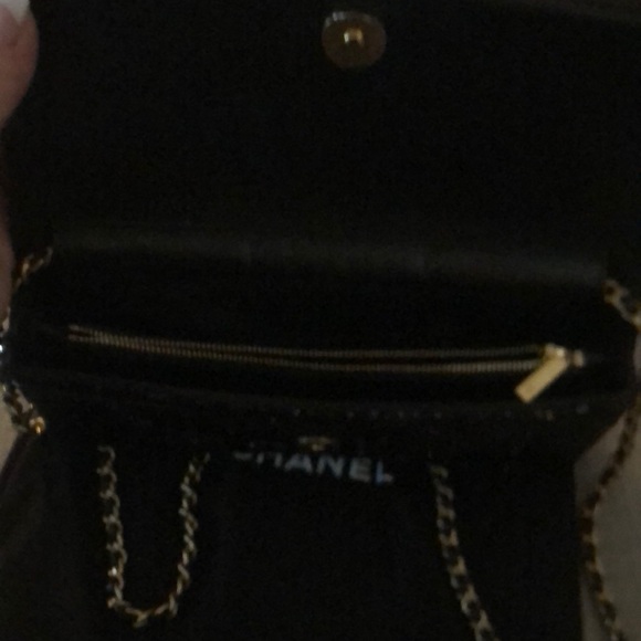 Sequin Chanel Rare Dare To Disturb Clutch- - Picture 3 of 3